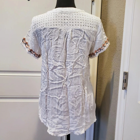 NEW Live and Let Live Embroidered Floral Lace Boho Tassle Blouse Size Small - Picture 14 of 15